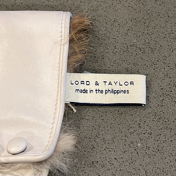 Vintage Leather Gloves - Picture 3 of 5